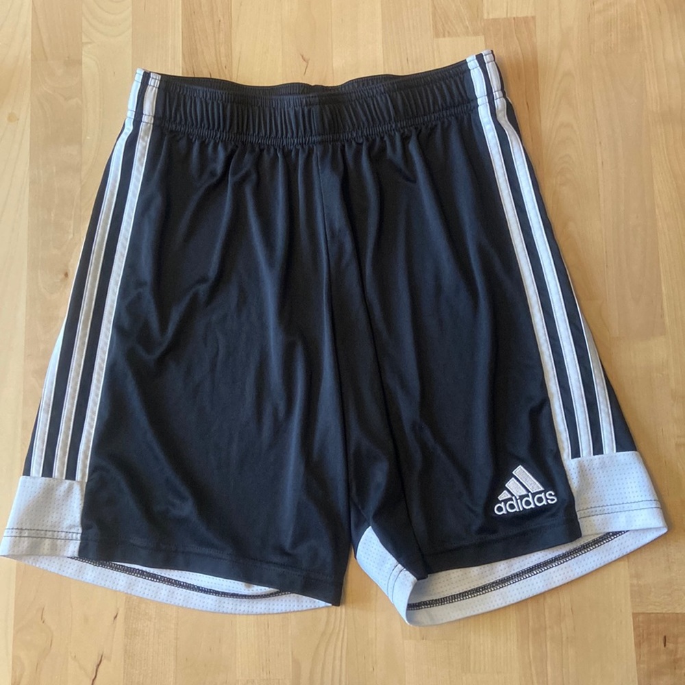 Adidas Climate Black Shorts Size Medium
